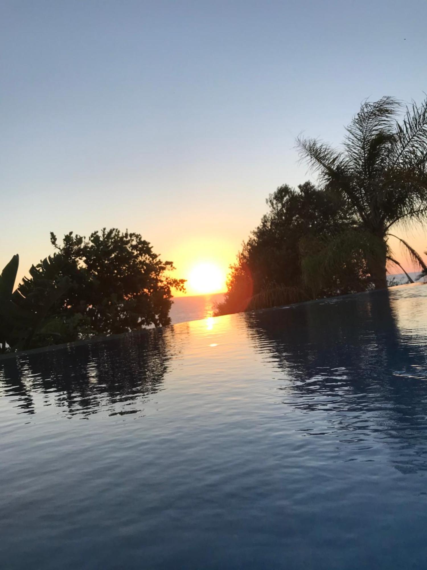 Sunset View Mermaid Villa Pomos Eksteriør billede